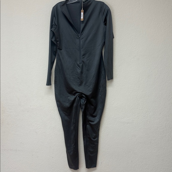 SKIMS NWT all in one Sleek Long Sleeve Zip-Front Catsuit in Charcoal size XL - Picture 2 of 4